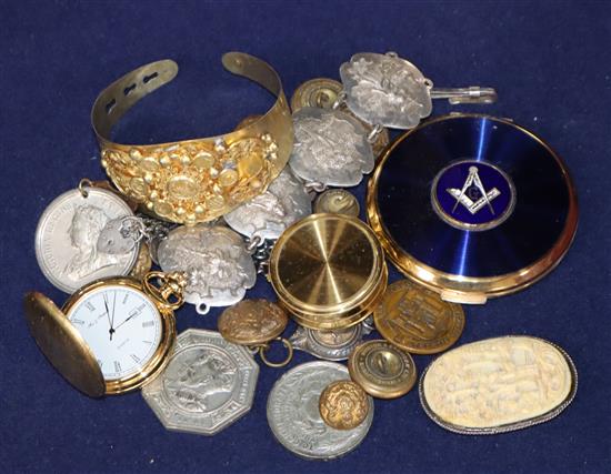 A small quantity of assorted items including watches, compact, buttons, jewellery, etc.